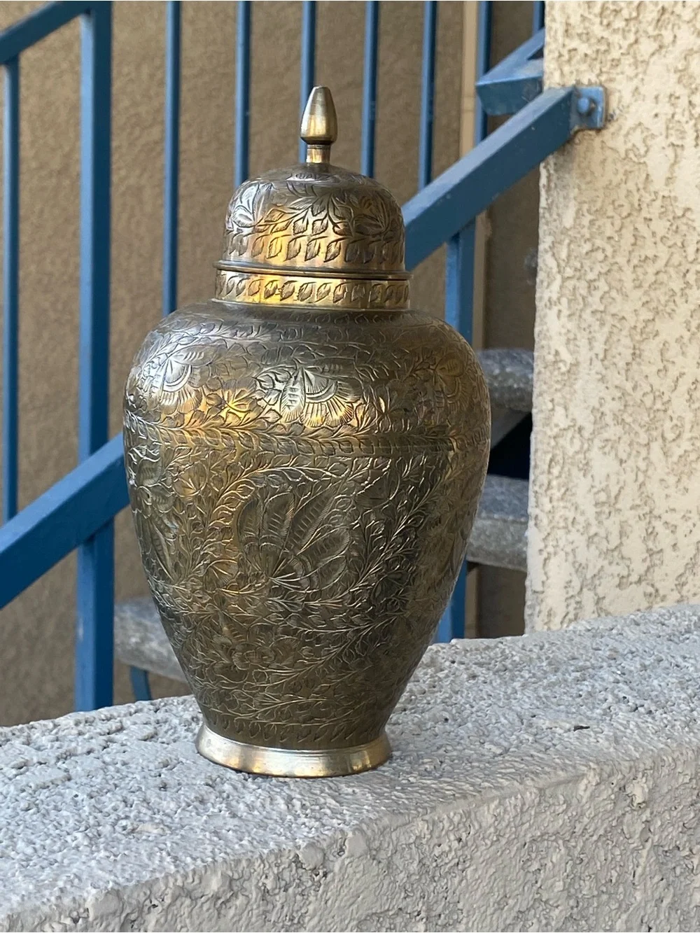 Vintage Brass Indian India Urn Ginger Jar & Lid 9”H Etched Ornate Intricate Vase